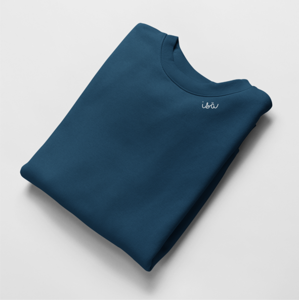 Bio-Baumwoll-Sweatshirt mit besticktem Kragen "Isä" (FIN) – Detailansicht 1
