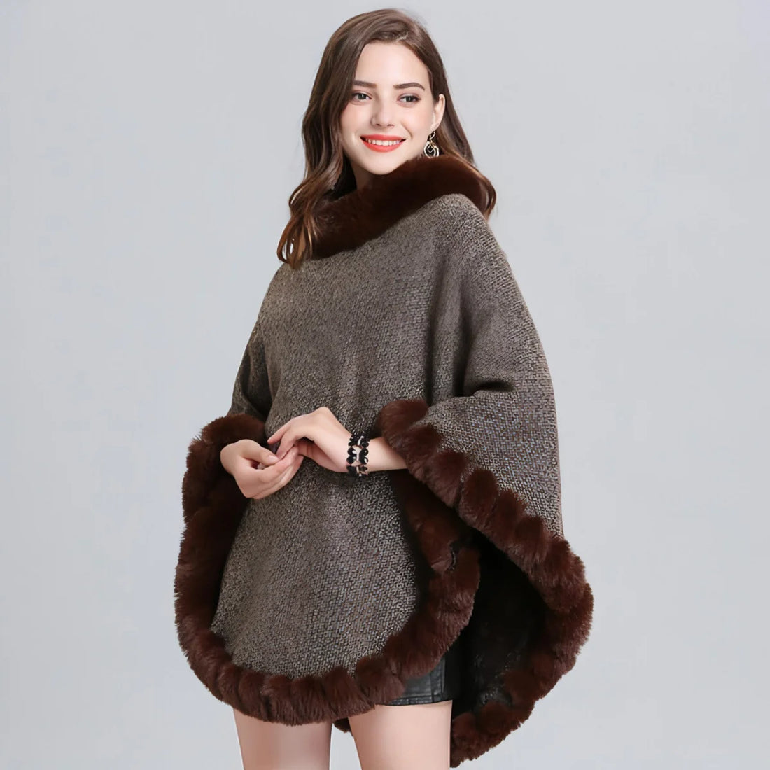 Damen Strickjacke locker geschnitten – Detailansicht 2