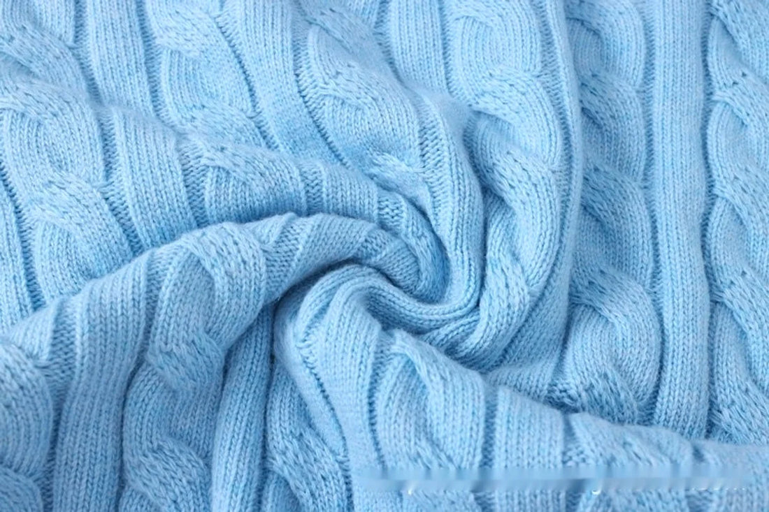 Herren Zopfstrickpullover mit halbem Reißverschluss – Detailansicht 3