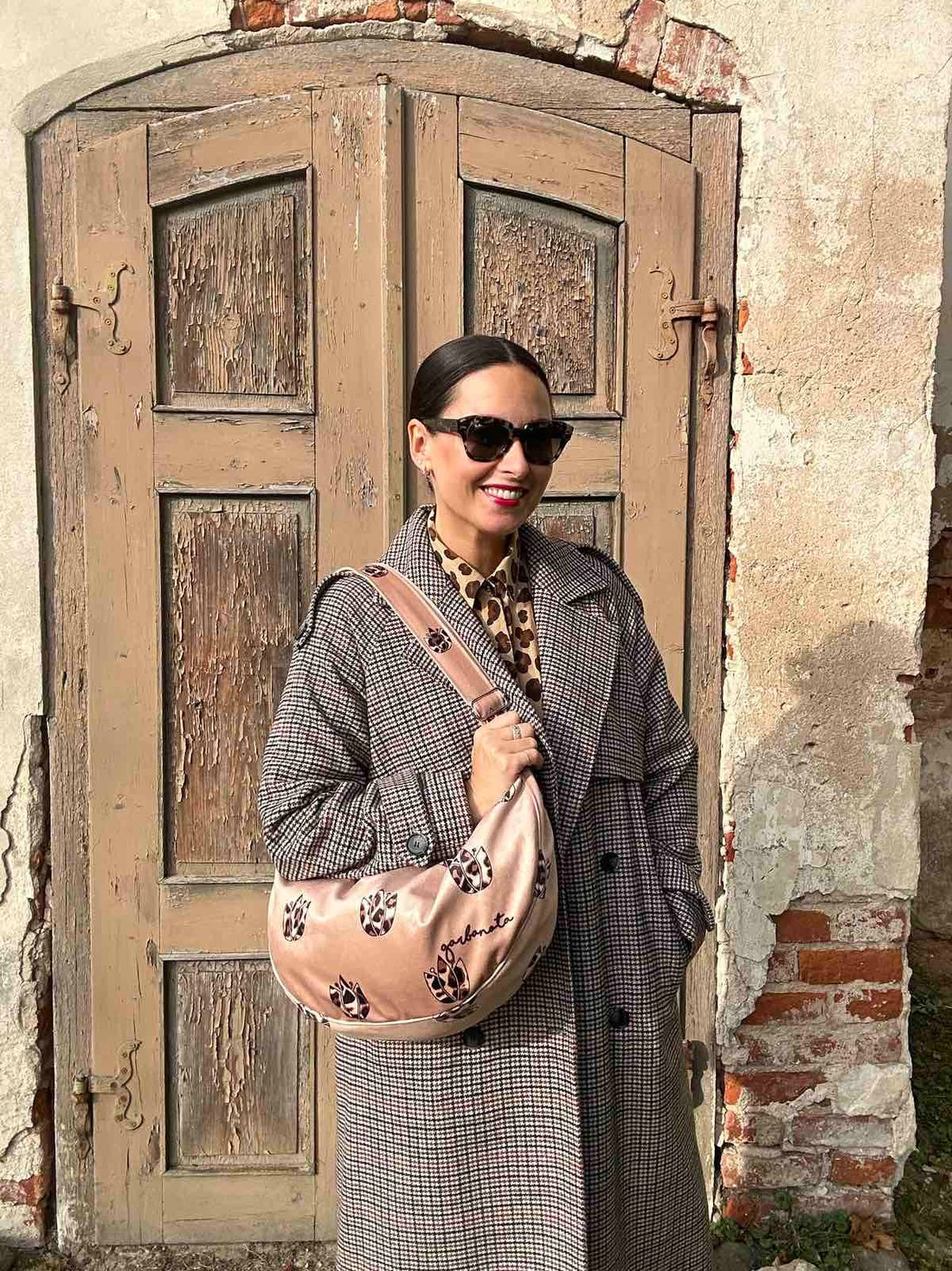 Hobo-Handtasche – Braun Leopard Tulpen – Detailansicht 4