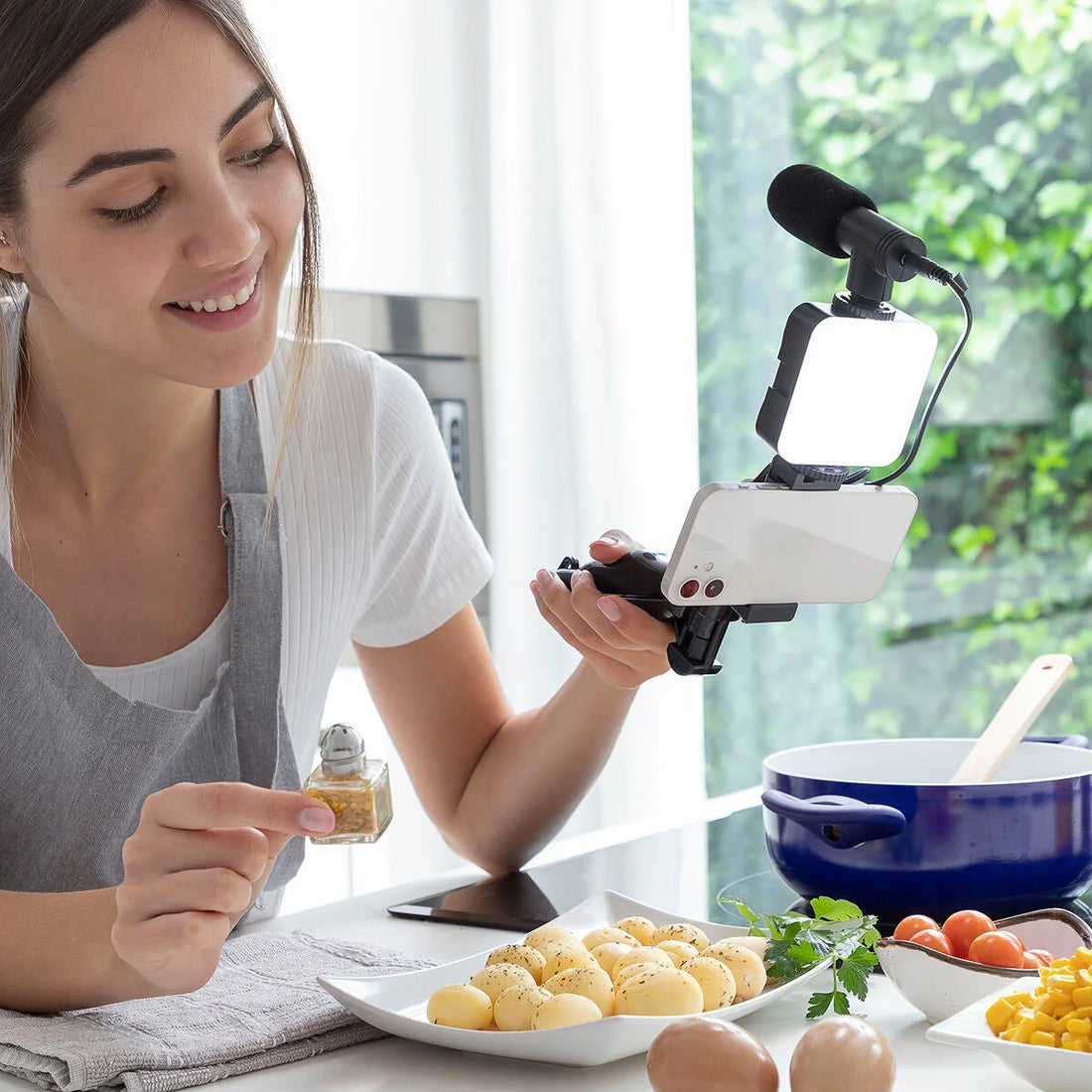 Vlogging Kit mit Licht, Mikrofon und Fernbedienung Plodni 6 Stücke – Detailansicht 3
