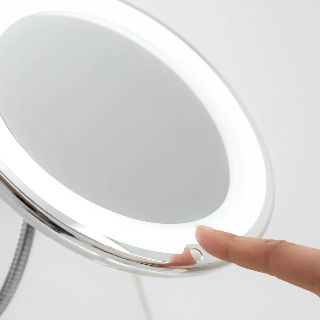 Mizoom LED-Vergrößerungsspiegel mit Saugnapf – Detailansicht 2