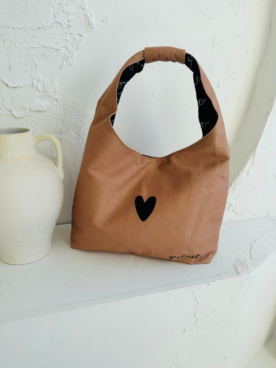 Moon Handtasche Heart – Creme – Detailansicht 5
