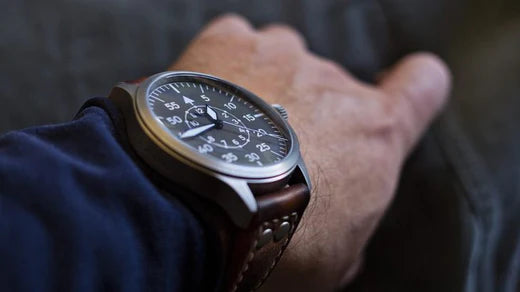 Männer, hier ist Ihr definitiver Leitfaden für die Wahl der perfekten Armbanduhr - AWK Flagship