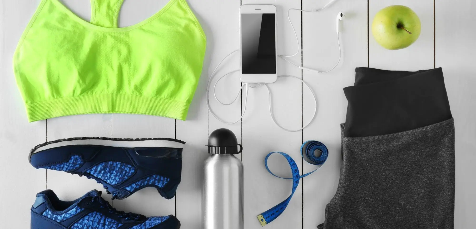 Sportbekleidung – T-Shirts Hosen & Jacken für Training | AWK Flagship