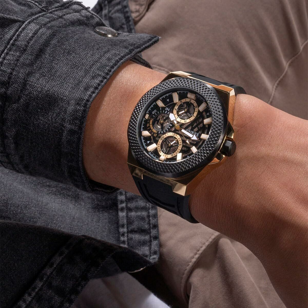 V5H67793FACA5B82E1BAE60B02FD891DA91R5789505P7