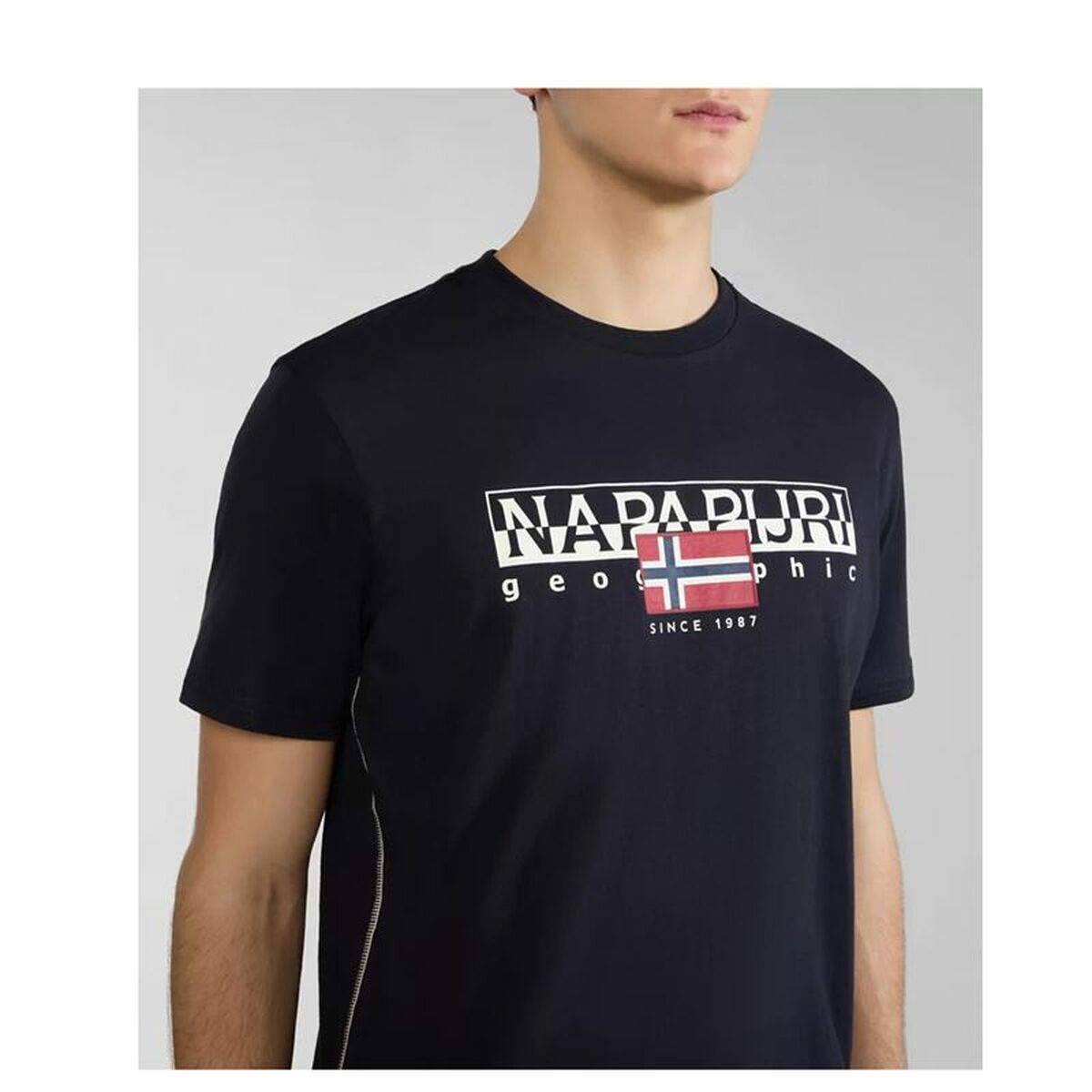 Herren Kurzarm-T-Shirt Napapjiri Schwarz - AWK Flagship