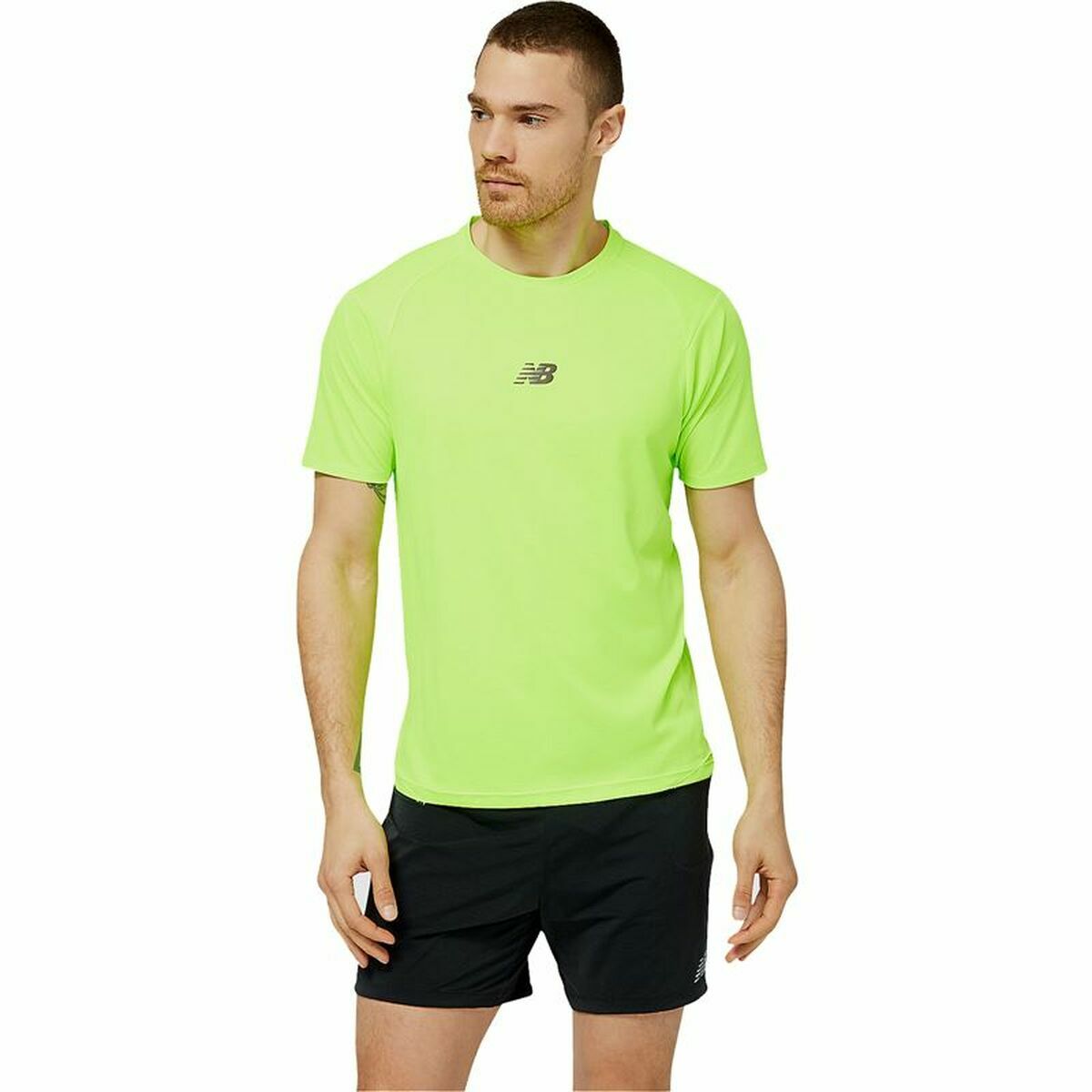 Kurzärmliges Sport T-Shirt New Balance Zitronengrün - AWK Flagship