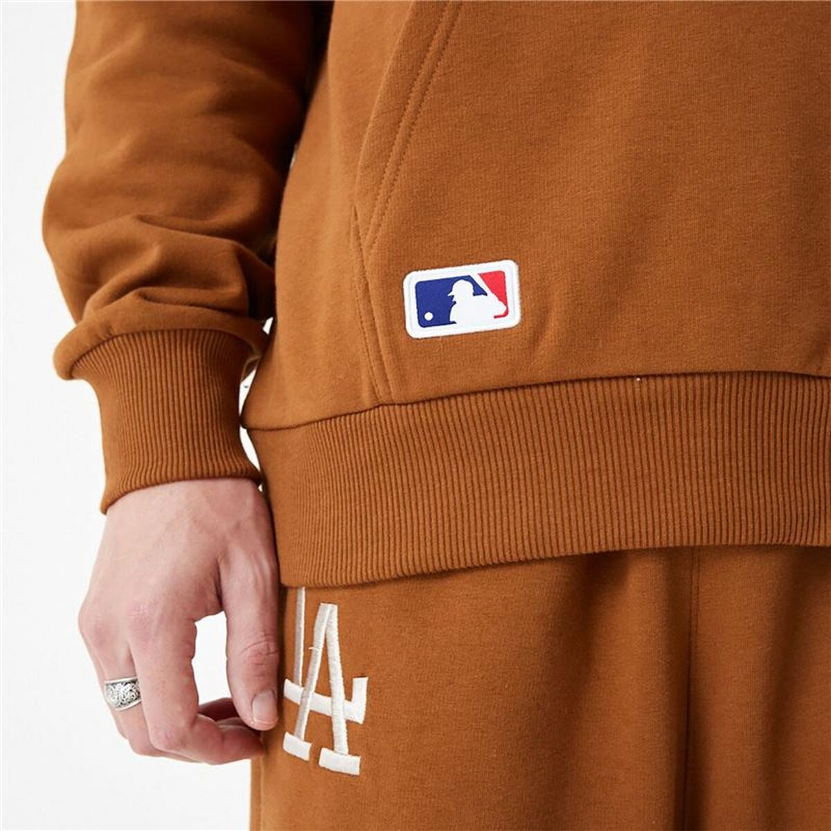 Unisex Sweater mit Kapuze New Era League Essentials LA Dodgers Ocker - AWK Flagship