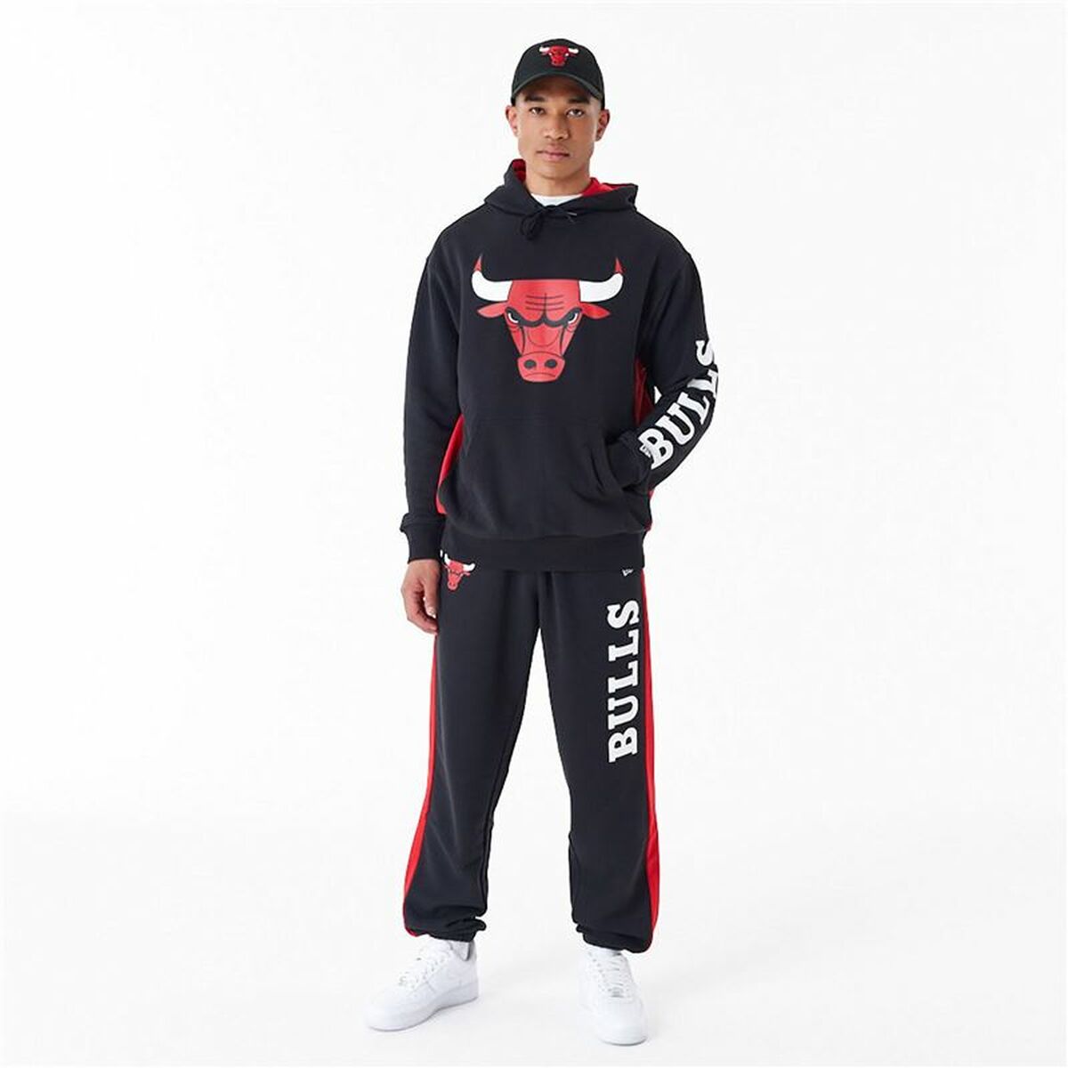 Herren Sweater mit Kapuze New Era Chicago Bulls NBA Schwarz - AWK Flagship