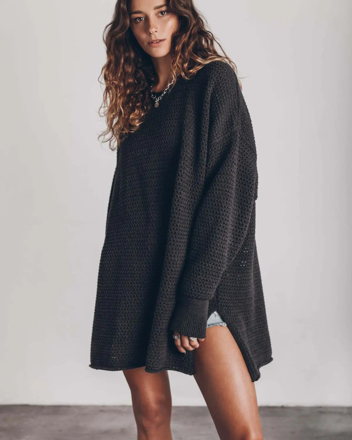 A.1 Damen Strickkleid mit Zopfmuster