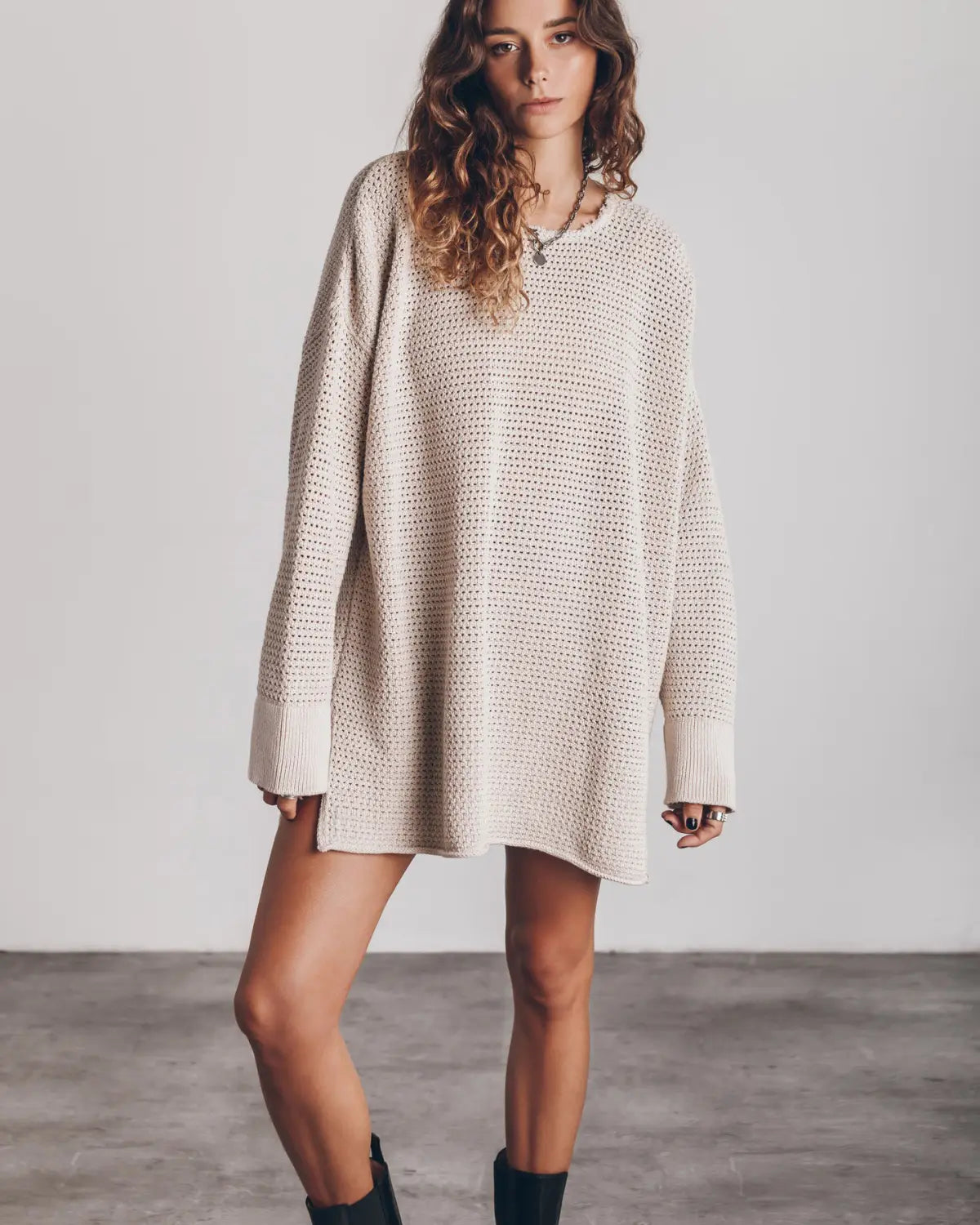 A.1 Damen Strickkleid mit Zopfmuster