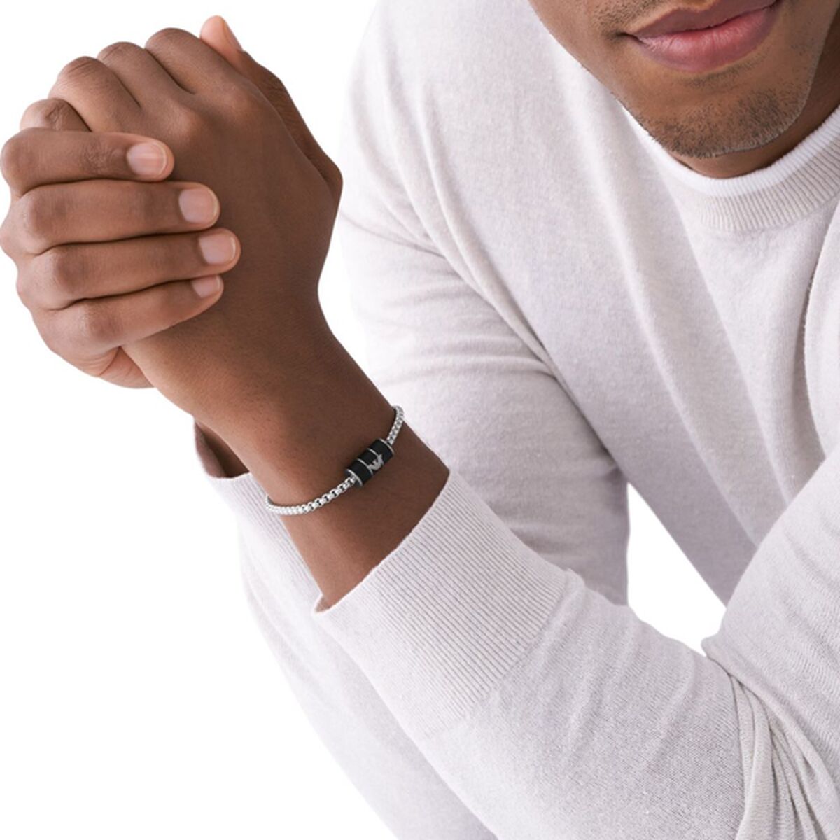 V6HE840CDC8520F2B501B35D8CDD89E17CCR2744966P3