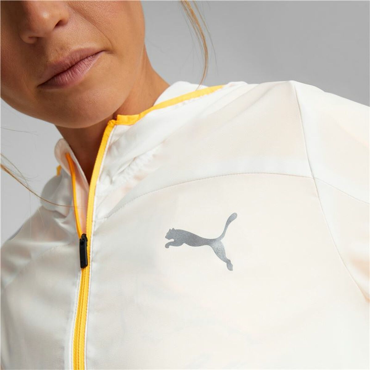 Sportjacke für Frauen Puma Weiß - AWK Flagship