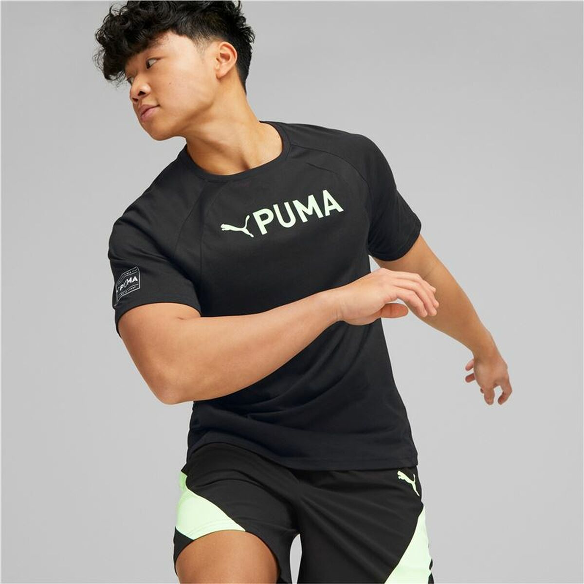 Herren Kurzarm-T-Shirt Puma Ultrabreathe Triblend Schwarz - AWK Flagship