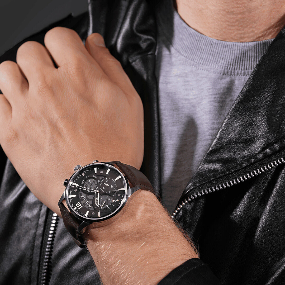 V4HC4F2163E55C608D16B764E532D63CA4ER7112022P5