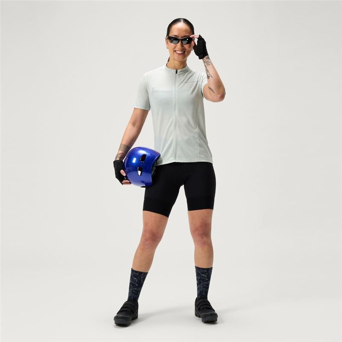 V2H37F927A04EE6D0C44B7647406631ADC4R7627051P9