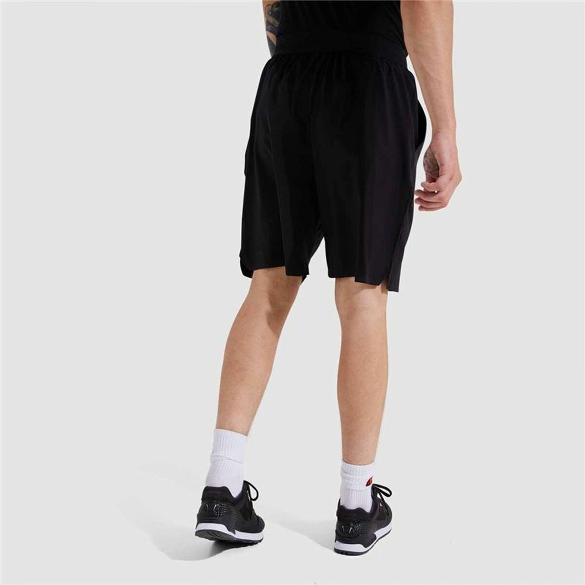 Herren-Sportshorts Ellesse Vivaldi Schwarz - AWK Flagship