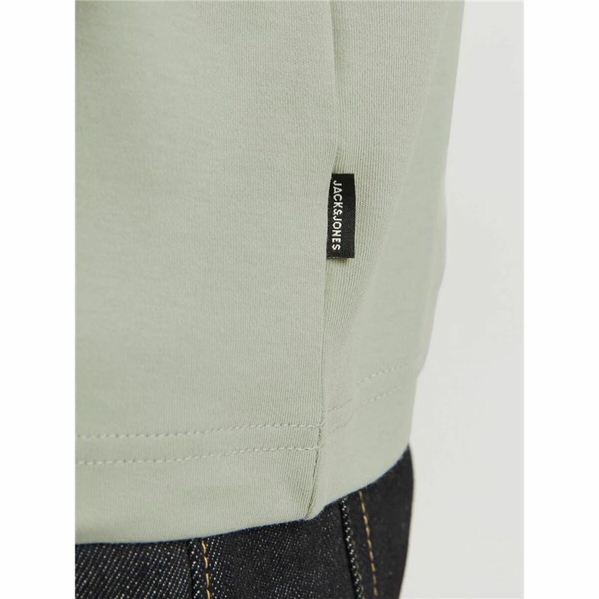 V5H11B15D83530BDD6A5111EA5CC8B152A6R6086012P4