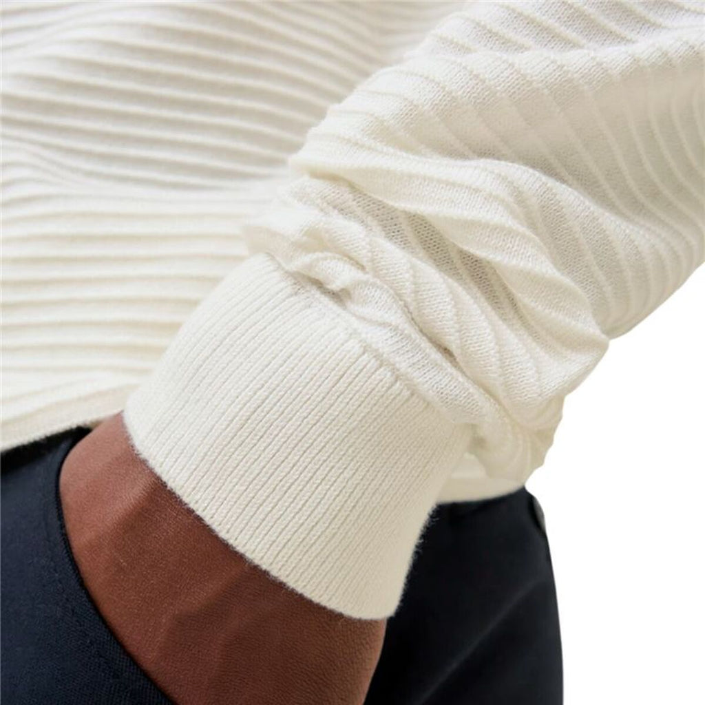 V2HC2D5DA5FA1FD4AF53D17AA4C3EA3714ER7635849P4