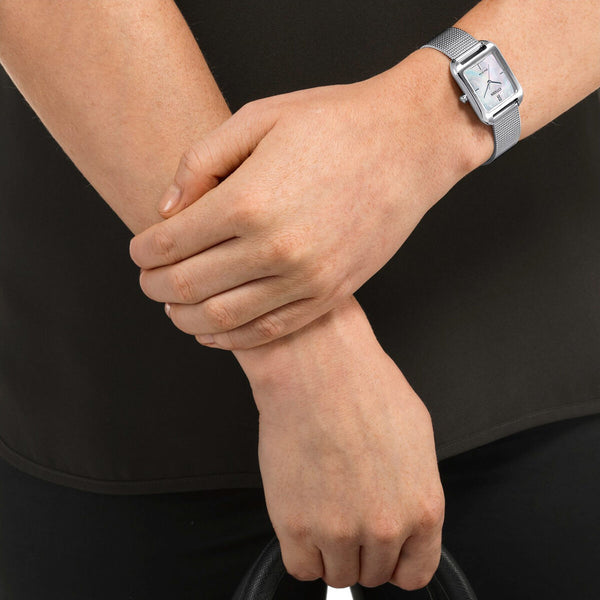 V5HD49830E93BC3BFB38603DE1C3ACE3352R5761226P4