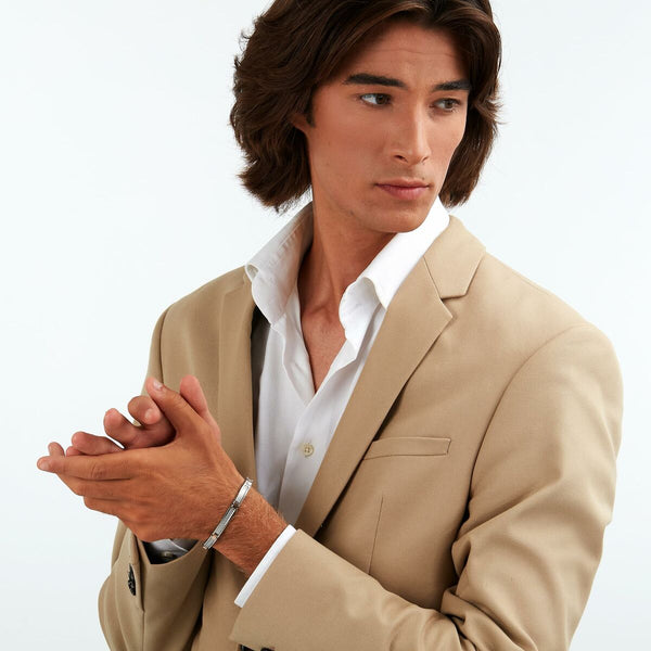 V3H7C0124CC9861D8A379326B94175A6066R6933843P5