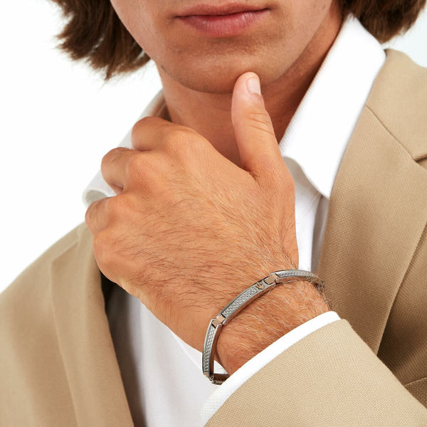 V3HA18194138676DA3F9987BC4814236770R6933845P6