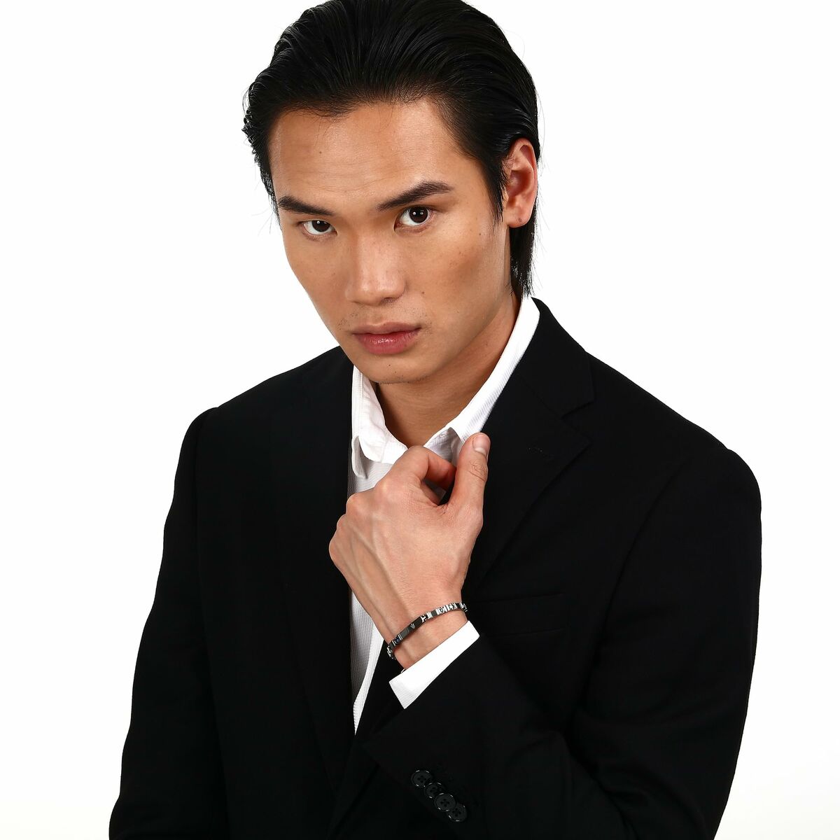 V4H6DCD4055D4360562BDB6FB773D37D676R6933915P5