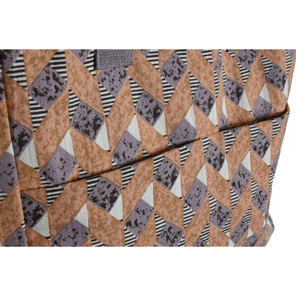 V6H76E0E485561DF95AA1017E3C61423126R4442493P2