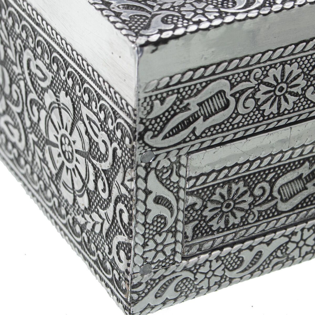 Box-Schmuckkästchen Alexandra House Living Silberfarben Metall 18 x 9 x 13 cm - AWK Flagship