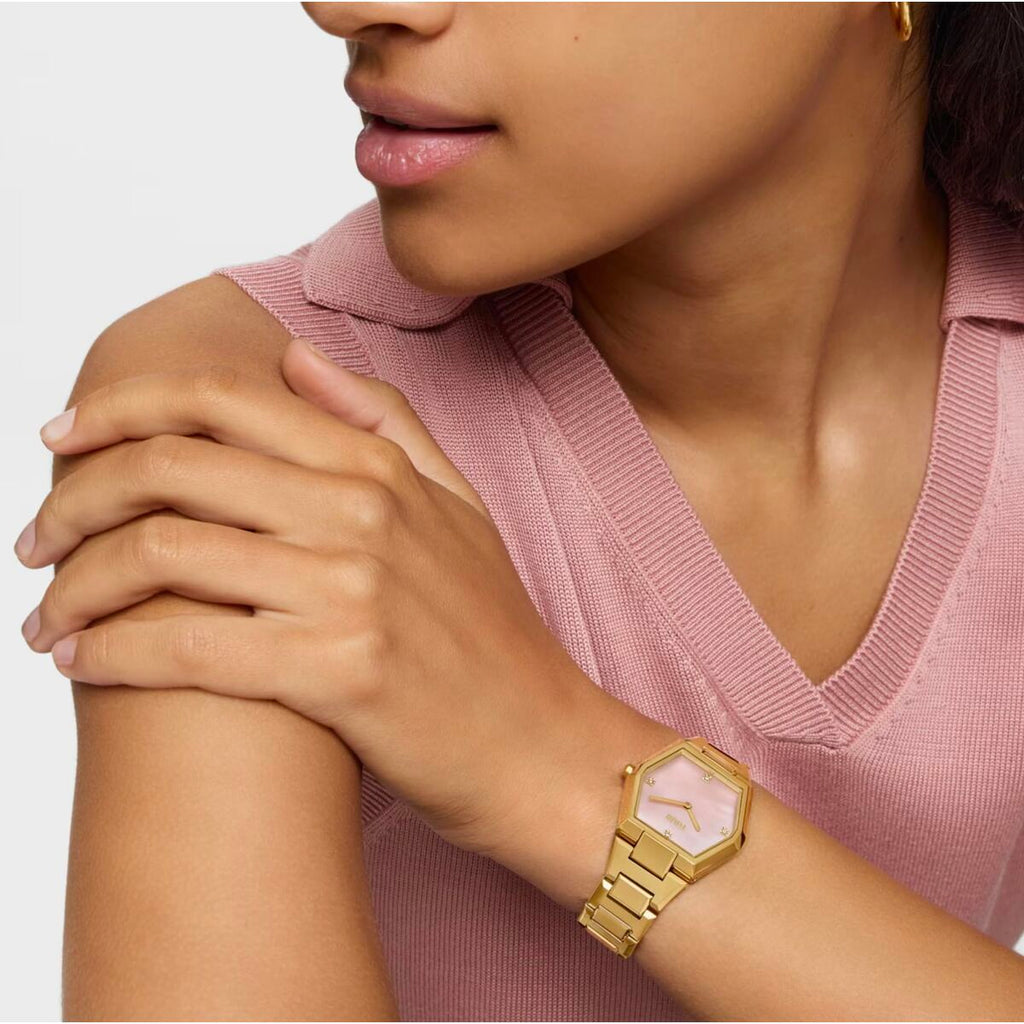 V4H8C5540CB50EDEC9C163912B1087AC28CR7396815P6