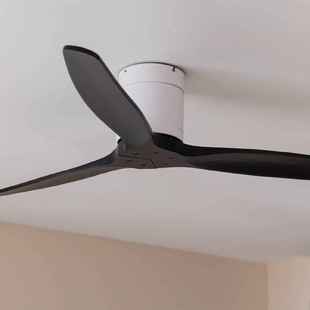 Deckenventilator Cecotec EnergySilence Aero 5500 Weiß Schwarz 40 W Ø132 cm - AWK Flagship