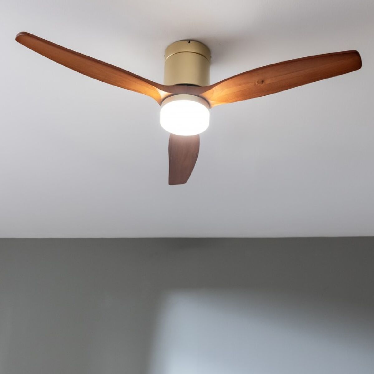 Deckenventilator mit Lampe Cecotec EnergySilence Aero 5600 Aqua Braun Gold 20 W 40 W - AWK Flagship