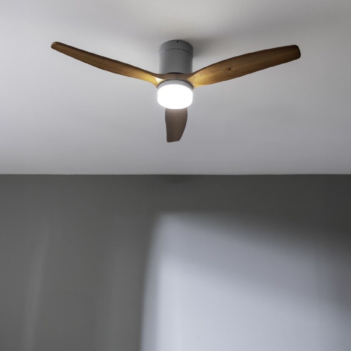 Deckenventilator mit Lampe Cecotec EnergySilence Aero 5600 Aqua Braun Silberfarben 18 W 40 W - AWK Flagship