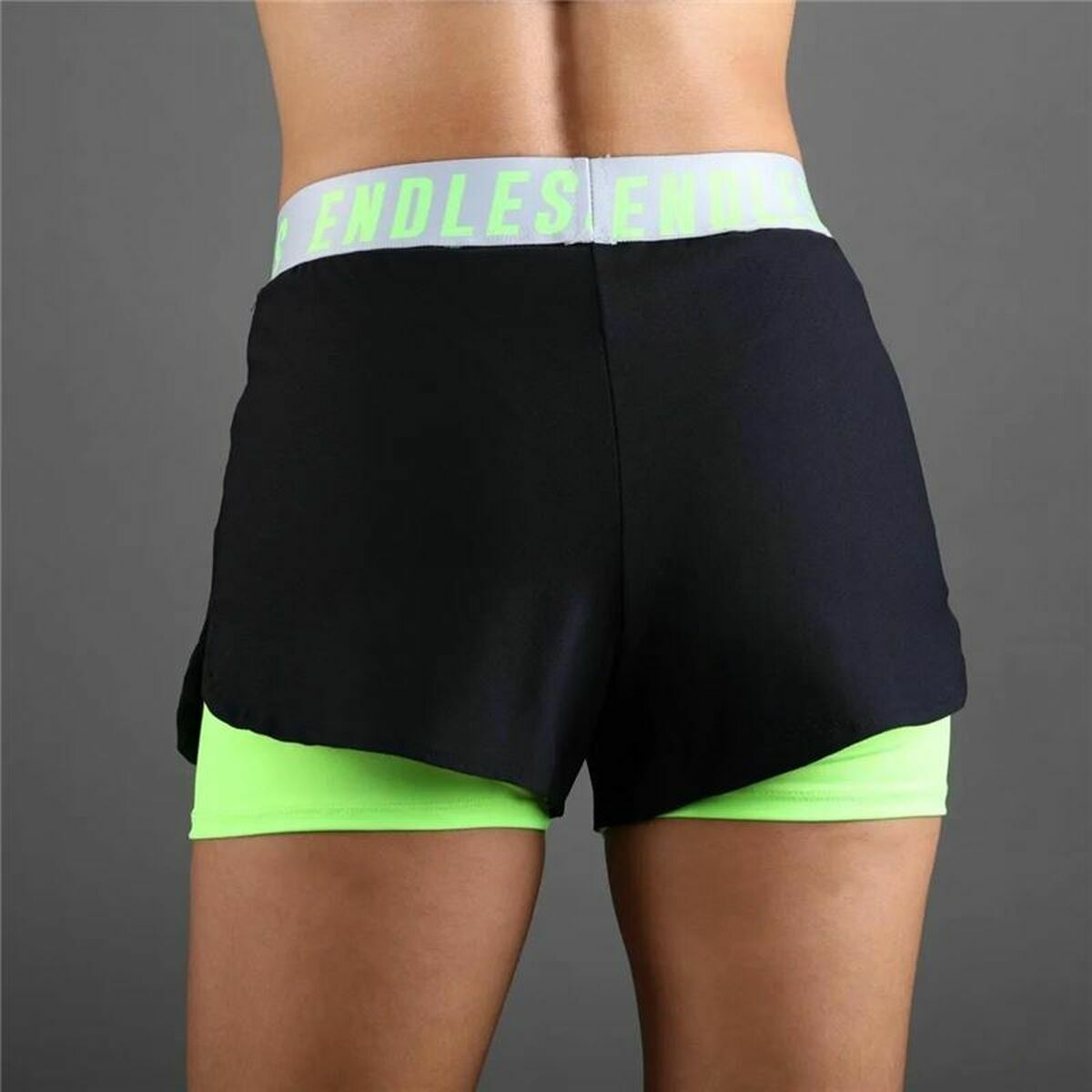 Sport Shorts Endless Tech Iconic Gelb Schwarz - AWK Flagship