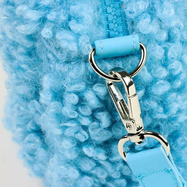 V4HF66CF01D120668474101CD9BDAA9DE1ER6901933P6