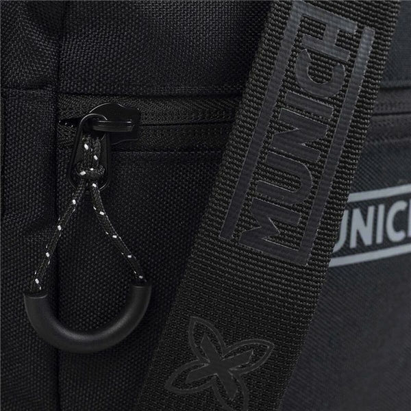 V5H29DF0F05AB8F10E64F3A28104F0137E3R5447373P4