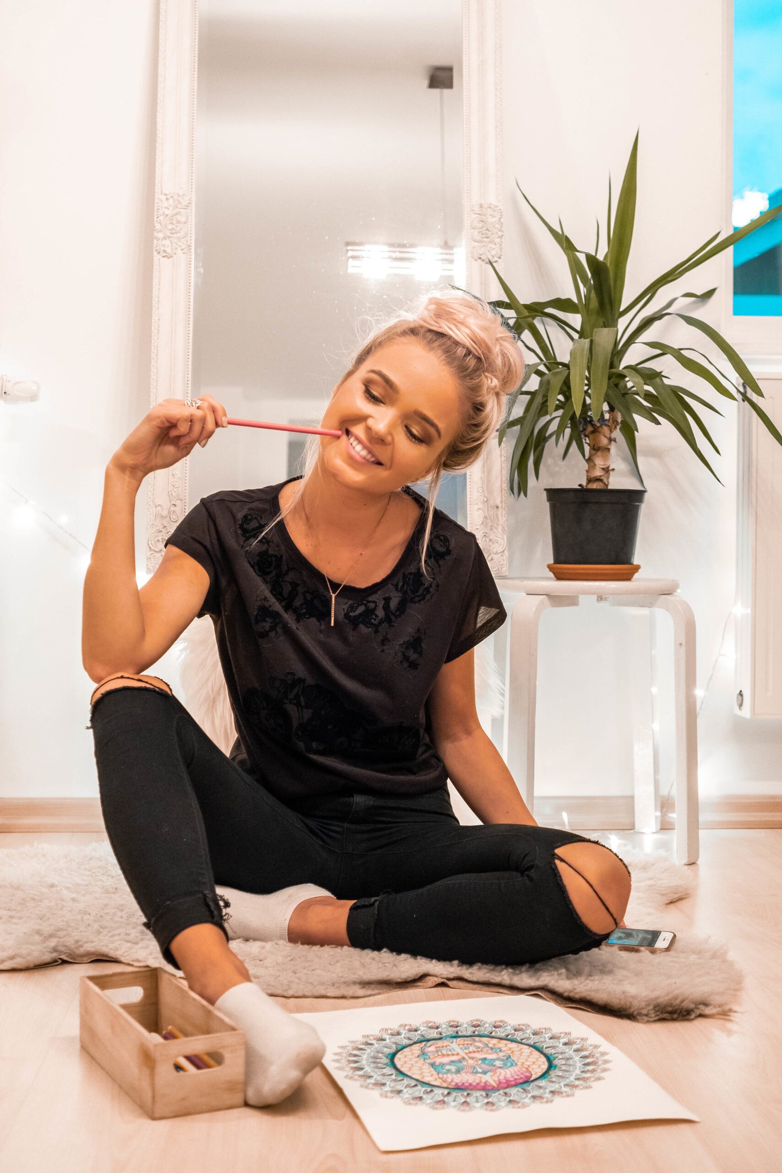Halskette mit Anhänger „Make it Happen / Anything is Possible“ – Produktansicht 2