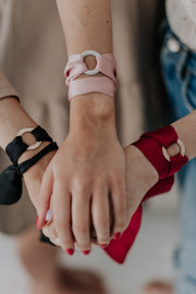 Seidenband – Armband „LOVE“