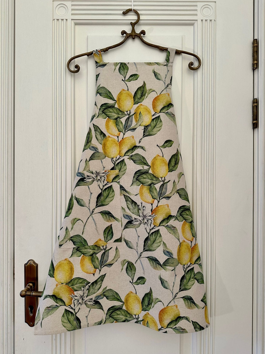 Einfache Damenschürze – Lemon Linen – Detailansicht 1