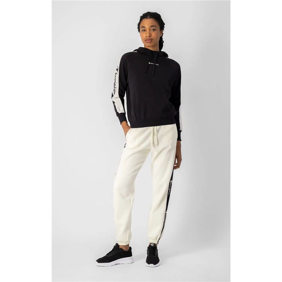 V2HB2A2BC6DAA6F38F809526A67C04DF3A3R7663724P3