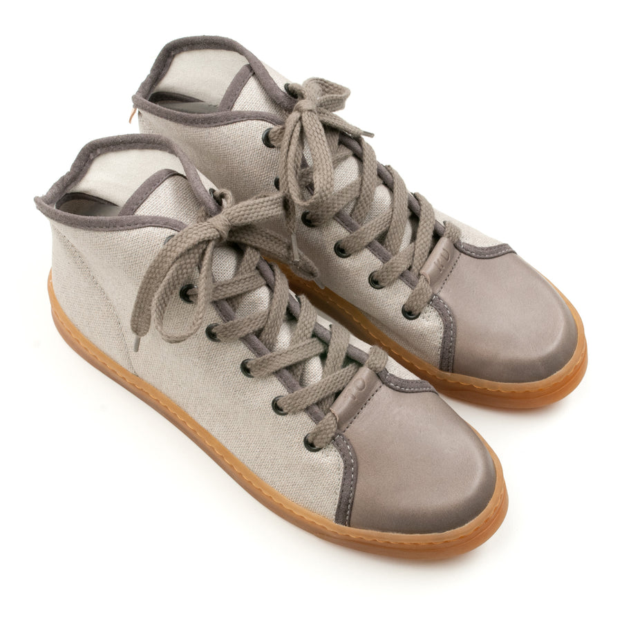 TOKU Stockholm Sneaker – Grau