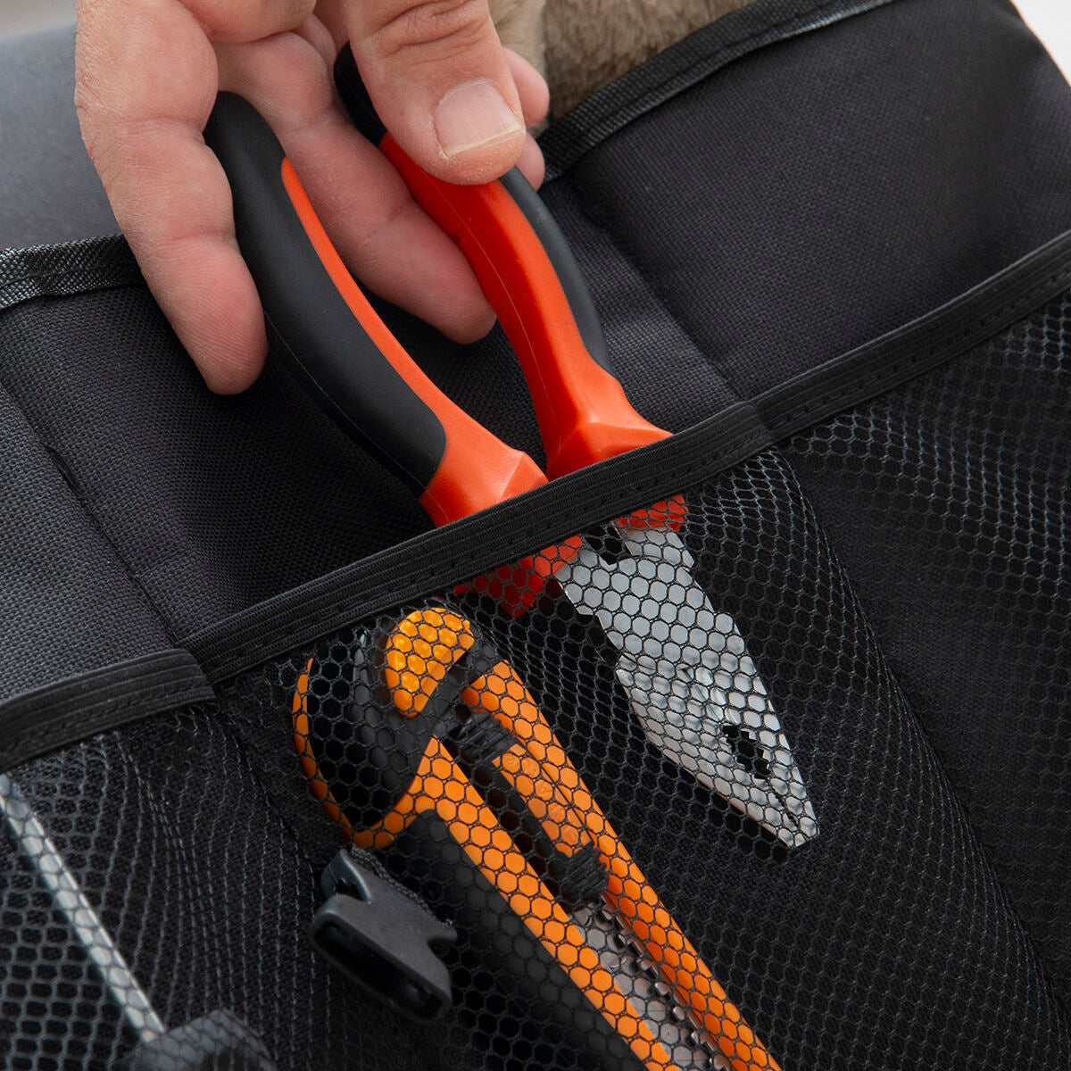 V16H6F42949AB244BE49DF60F752EE51C4F0R5253655P6