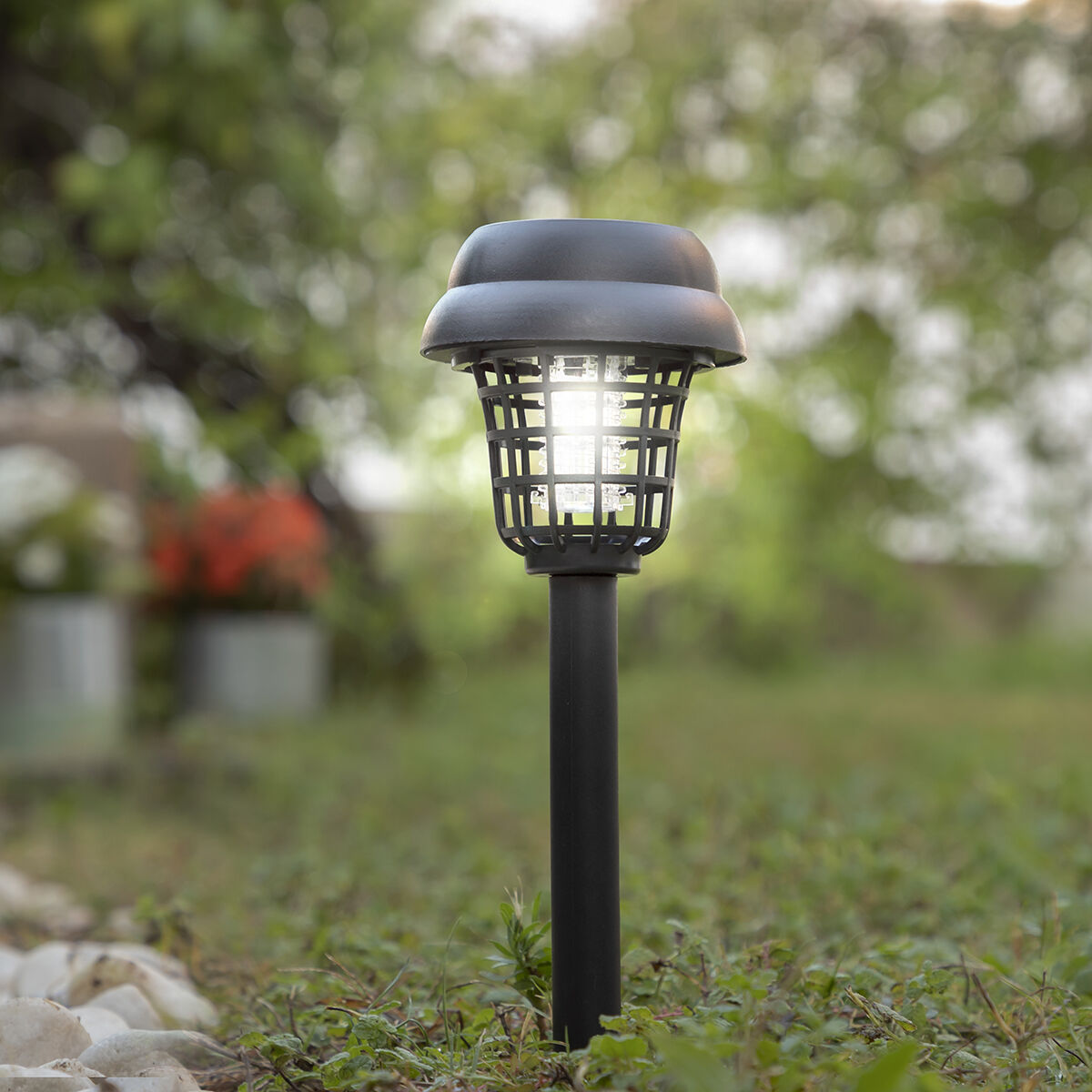 Solarbetriebene Lampe für den Garten gegen Mücken Garlam InnovaGoods - AWK Flagship