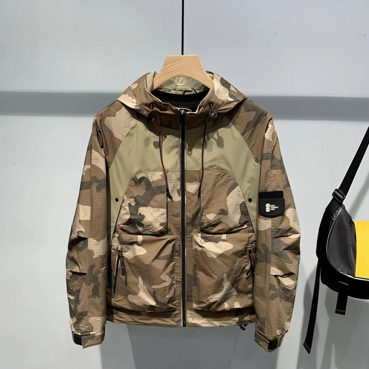 A.1 Herren Camouflage-Jacke mit Kapuze