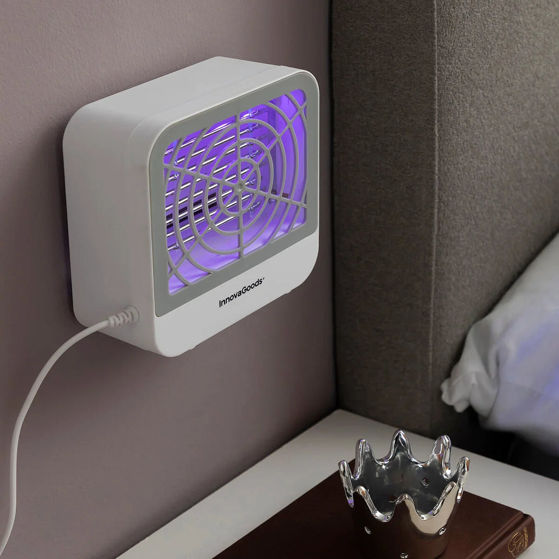 Anti-Mücken-Lampe mit Wandaufhänger KL Box – Detailansicht 3