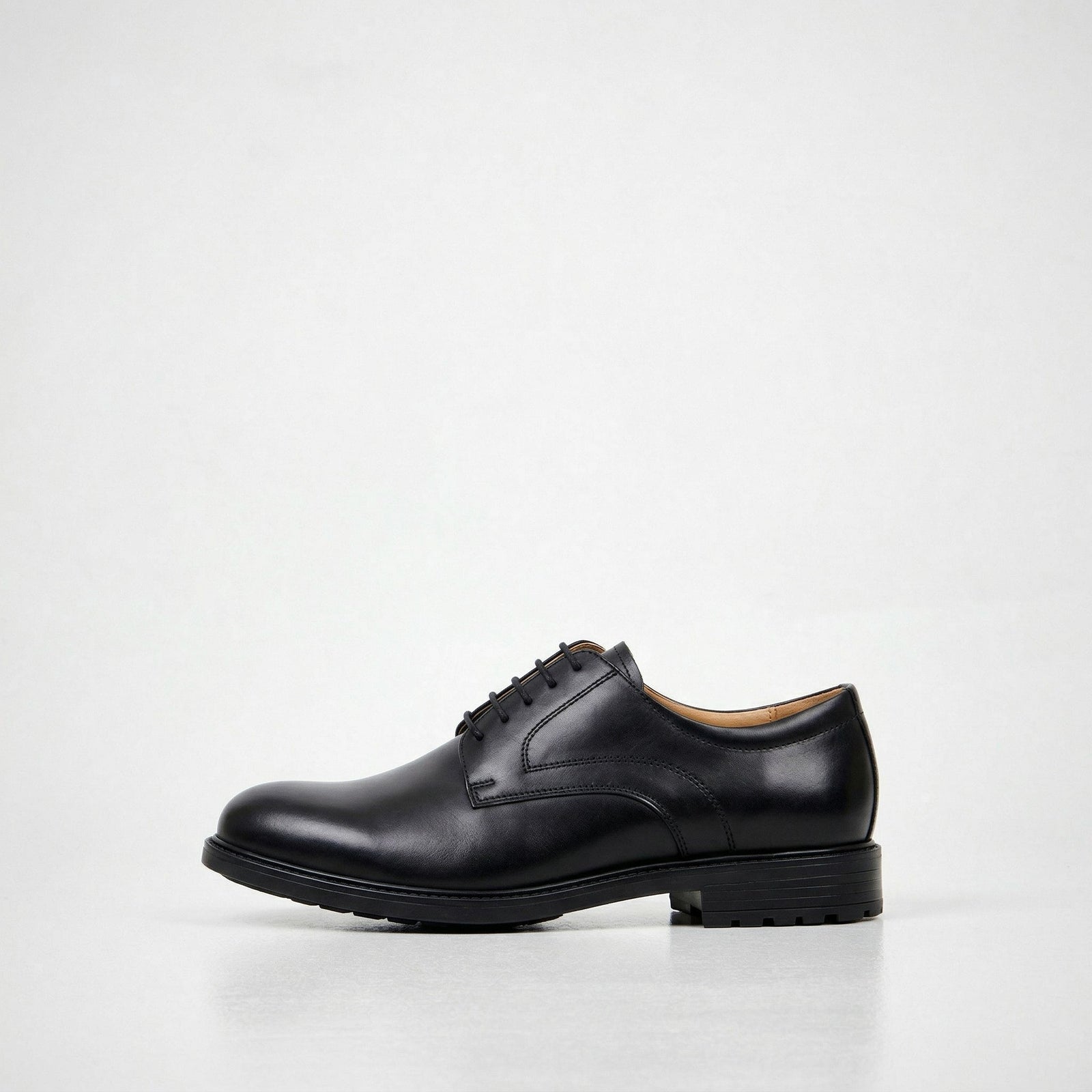 Klassische schwarze Lederschuhe für Herren