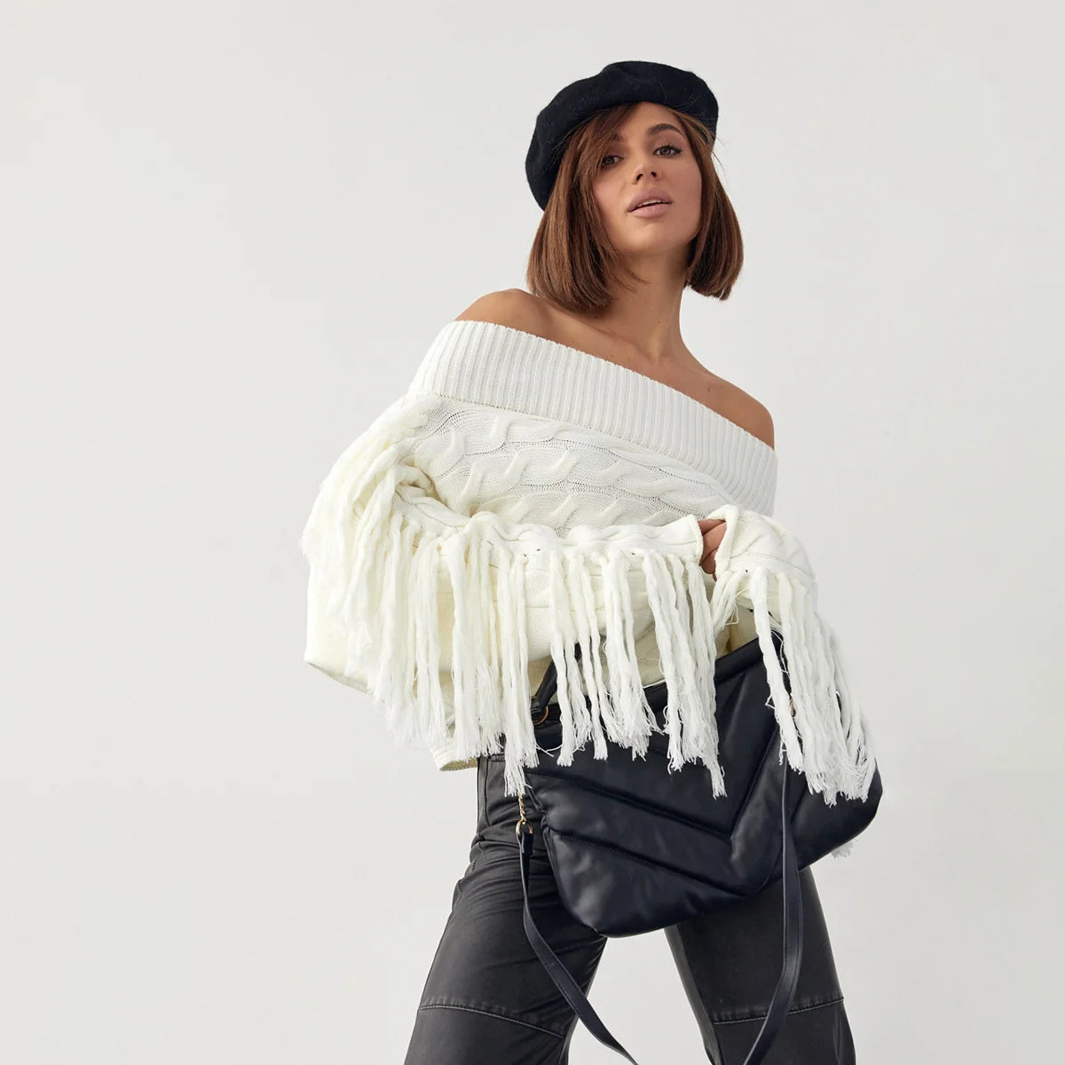 Damen Wollpullover mit Fransen – ausgewählte Produktansicht