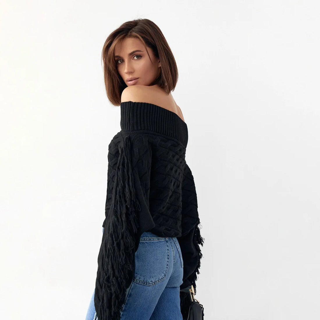 Damen Wollpullover mit Fransen – Detailansicht 5