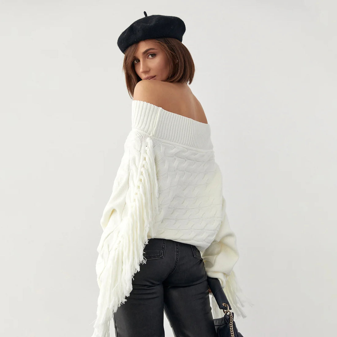 Damen Wollpullover mit Fransen – Detailansicht 2